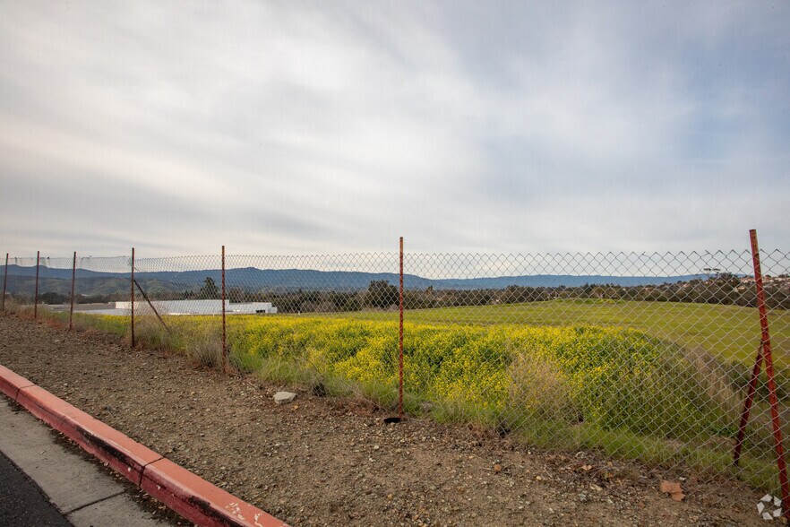 Primary Photo Of 865 Embedded Way, San Jose Manufacturing For Sale