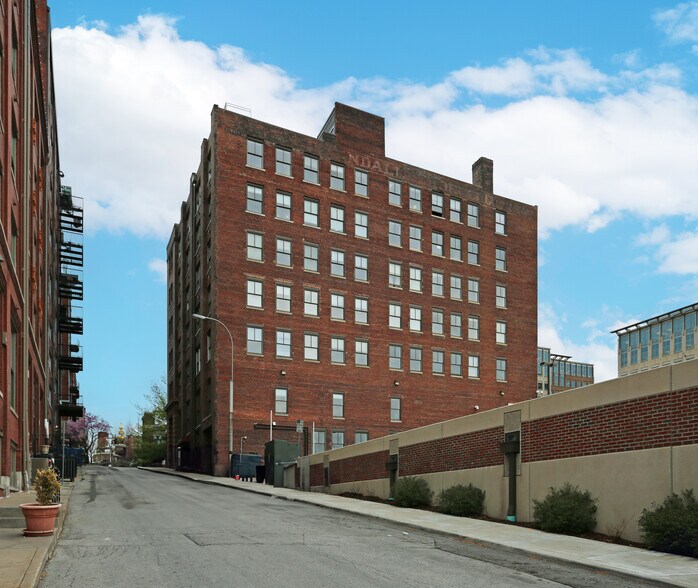 More Photos Of 412 W 8th St, Kansas City Apartments For Sale