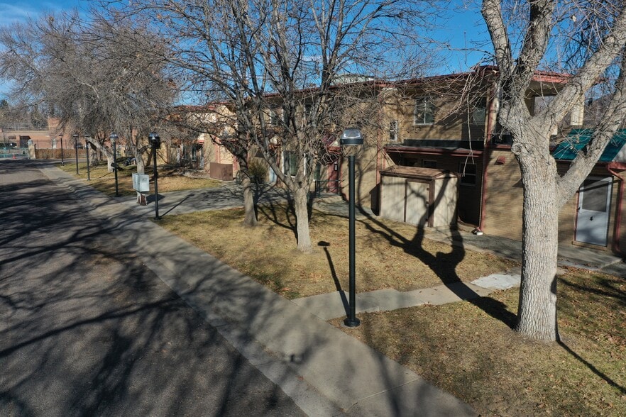 More Photos Of 1090 Quebec St, Denver Apartments For Sale