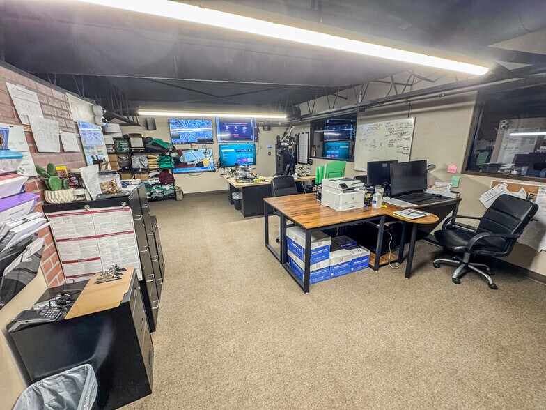 More Photos Of 1912 N Grimes St, Hobbs Flex For Sale