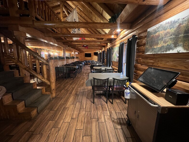 More Photos Of 1150 US-71 HWY, Mena Restaurant For Sale