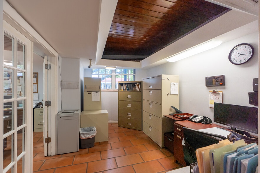 More Photos Of , Coral Gables Office For Sale