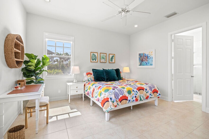 More Photos Of 3509 Ocean Dr, Vero Beach Flex For Sale