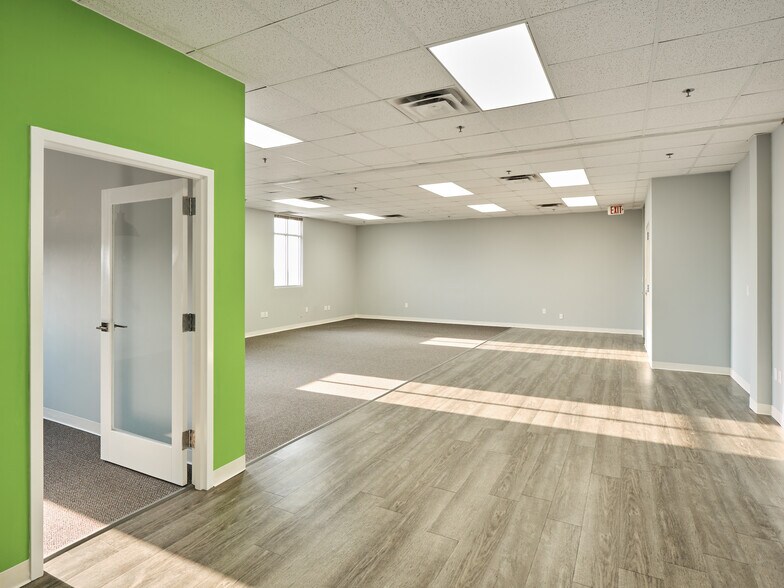 More Photos Of 1270 N Loop 1604 E, San Antonio Medical For Lease
