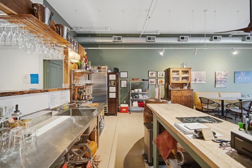 More Photos Of 300 Mason Ave, Cape Charles Apartments For Sale