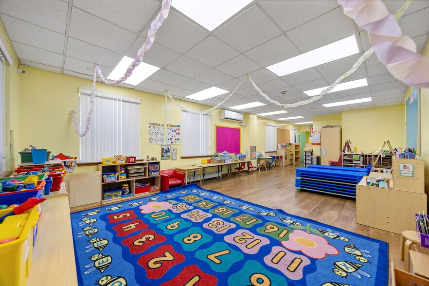 More Photos Of 880 60th St, Brooklyn Multifamily For Sale