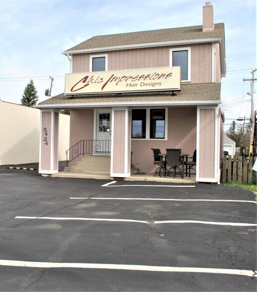 Primary Photo Of 5424 W Broad St, Columbus Storefront Retail Residential For Lease