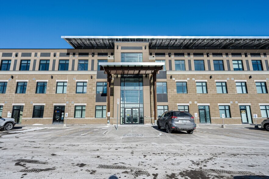 More Photos Of 200 Cachet Woods Crt, Markham Office For Lease