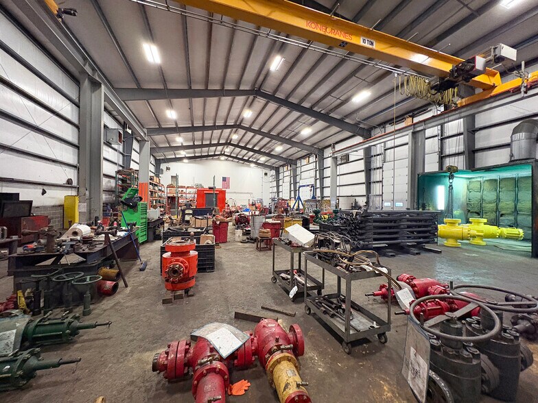 More Photos Of 100 Beta Dr, Canonsburg Warehouse For Lease