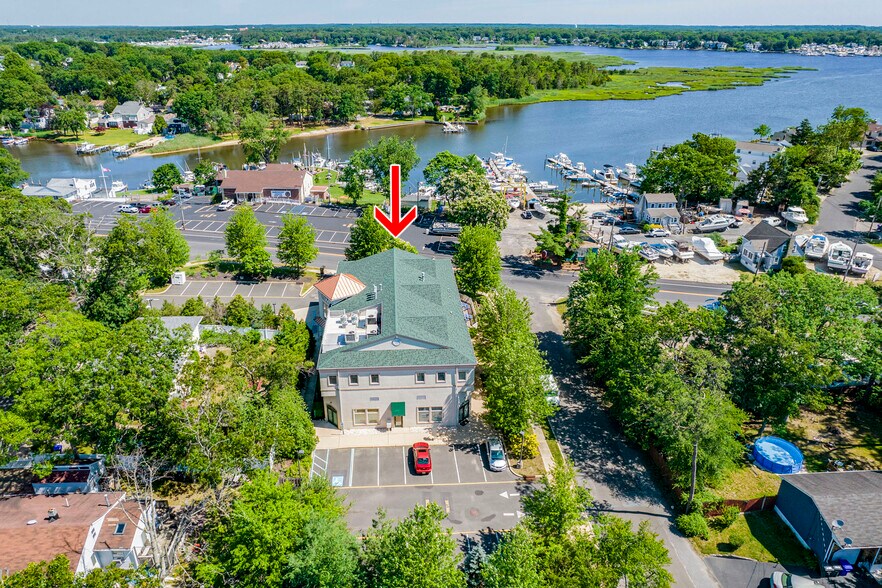 More Photos Of 807 Mantoloking Rd, Brick Office For Sale