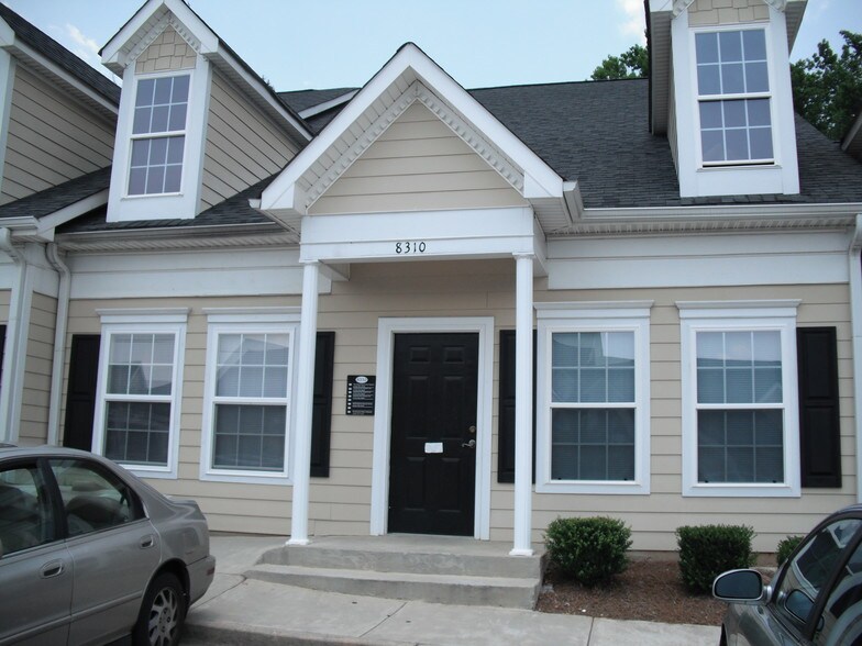 More Photos Of 8308-8312 Office Park Dr, Douglasville Medical For Sale