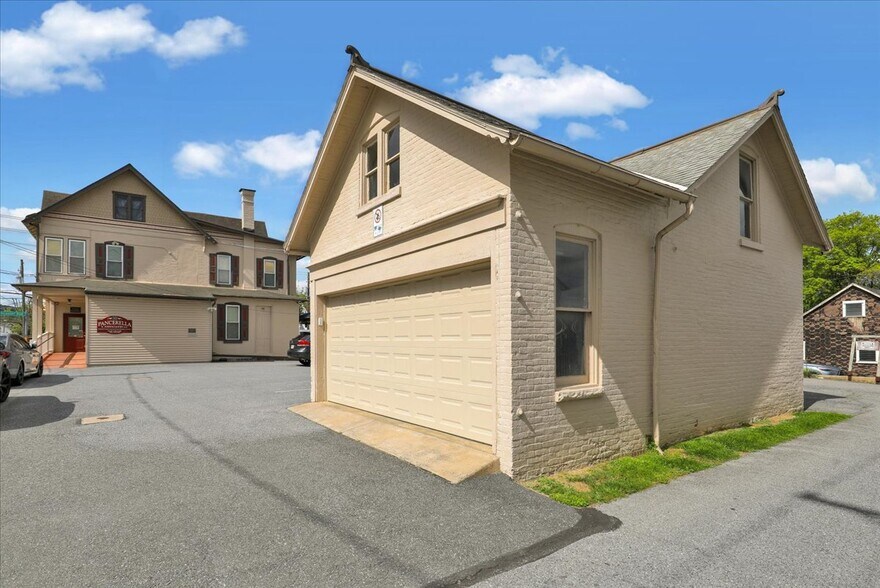 More Photos Of 301 W Lancaster Ave, Shillington Office For Sale