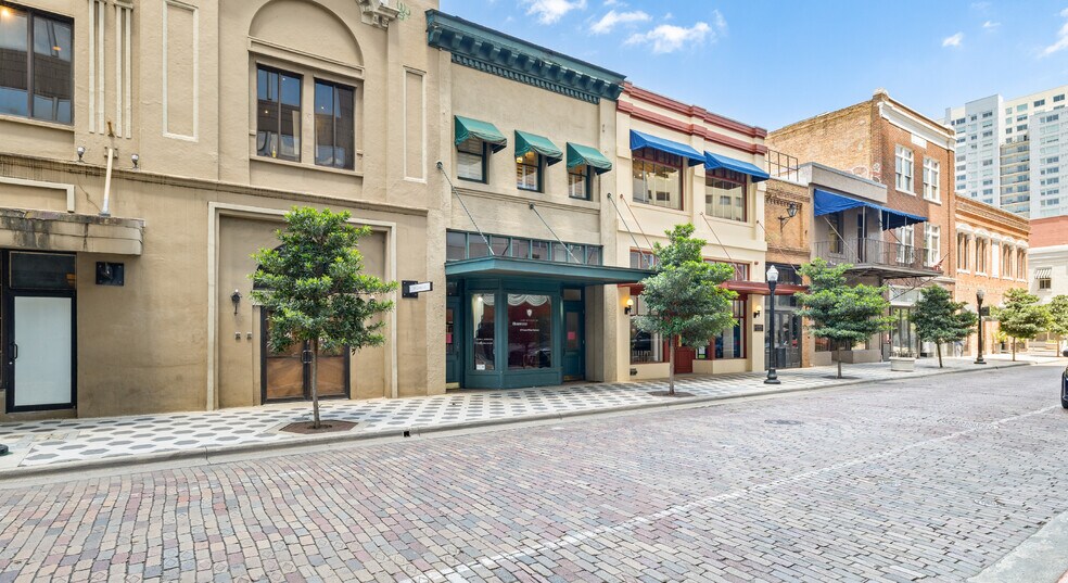 More Photos Of 17 E Pine St, Orlando Loft Creative Space For Sale