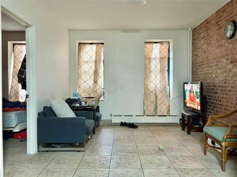 More Photos Of 6603 13th Ave, Brooklyn Storefront Retail Residential For Sale