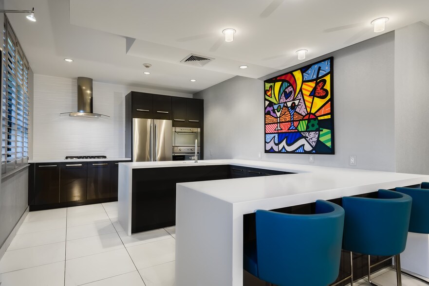 More Photos Of 1001-1003 Easton Rd, Willow Grove Apartments For Lease