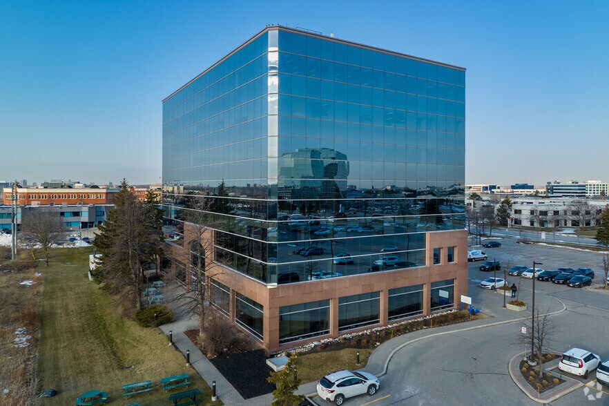 More Photos Of 2630 Skymark Ave, Mississauga Office For Lease
