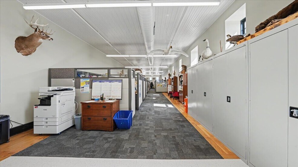 More Photos Of 102 Walnut St, Winona Office Residential For Sale