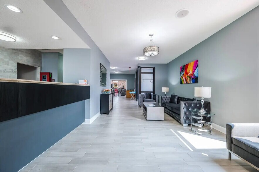 More Photos Of 2015 Military Rd, Columbus Hotel For Sale