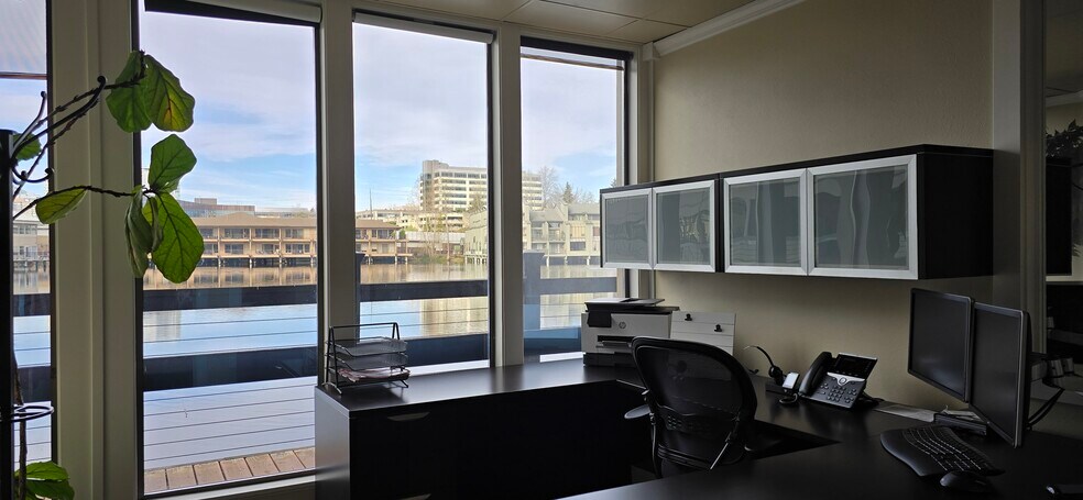 More Photos Of 1 Lake Bellevue Dr, Bellevue Office For Sale