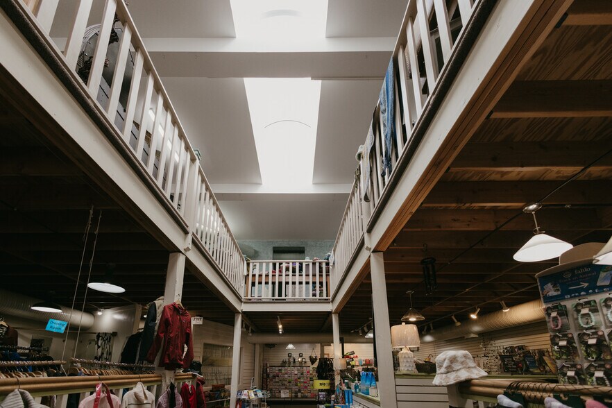 More Photos Of 121 Rittenhouse Ave, Bayfield Storefront For Sale