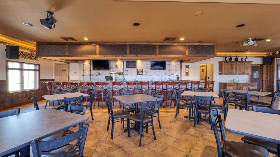 More Photos Of 3119 Revere Blvd, Brigantine Restaurant For Sale