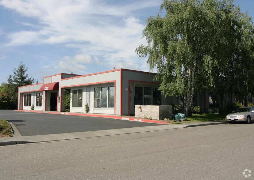 More Photos Of 5350 Commerce Blvd, Rohnert Park Office For Lease