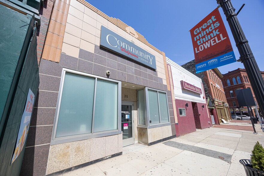 More Photos Of 19 Merrimack St, Lowell Restaurant For Sale