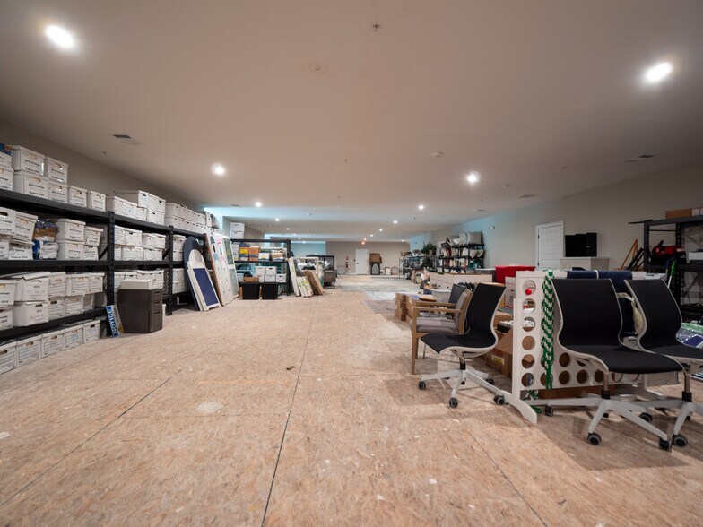 More Photos Of 3957 S Main St, Acworth Office For Sale