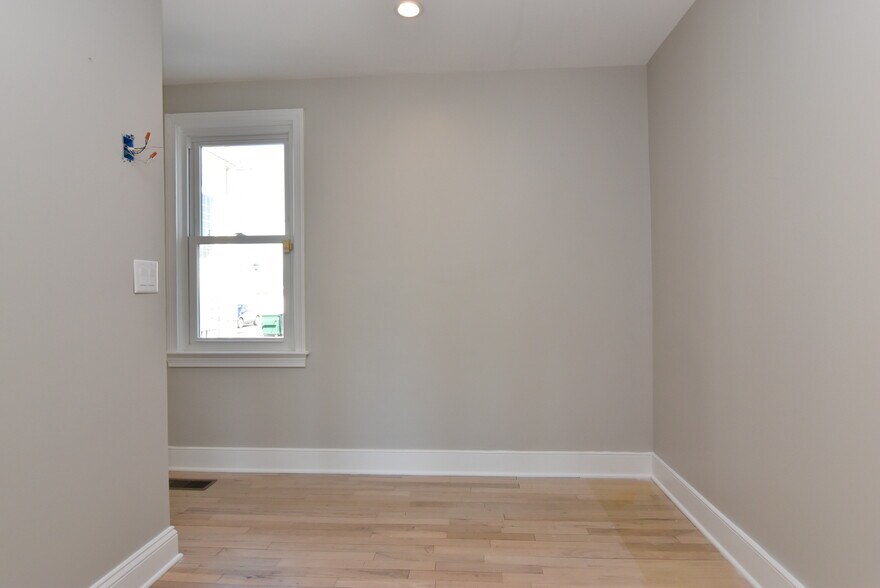 More Photos Of 18355 Coastal Hwy, Lewes Office For Lease