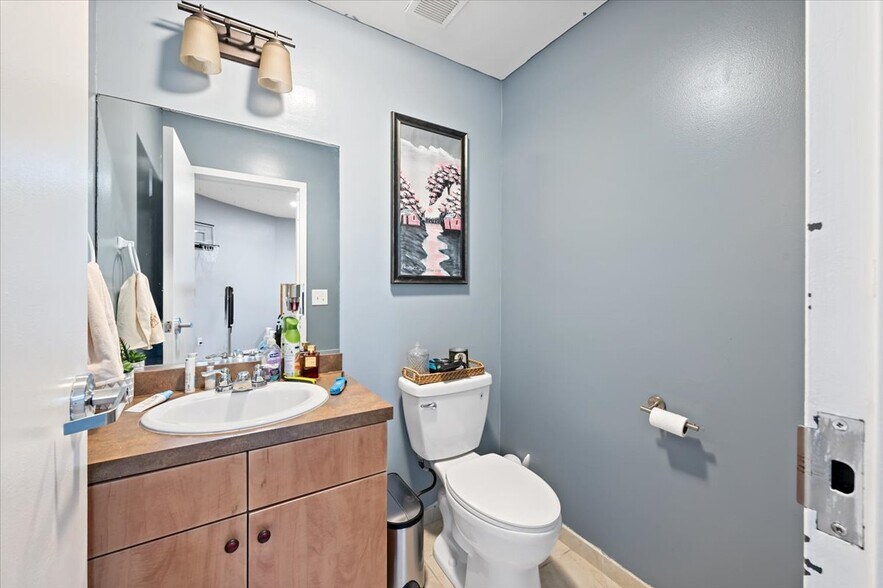 More Photos Of 128 N 8th St, Allentown Warehouse For Sale