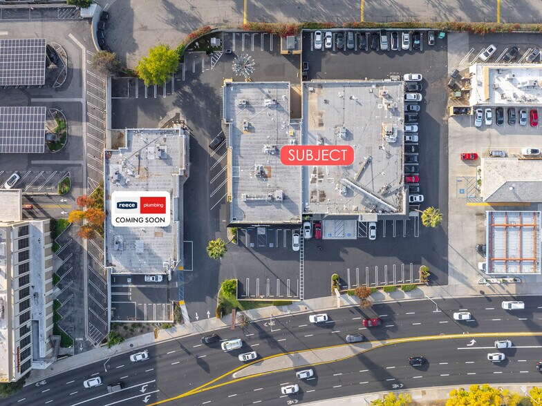 More Photos Of 6021 Topanga Canyon Blvd, Woodland Hills Freestanding For Lease