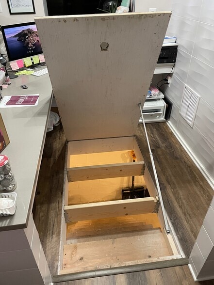 More Photos Of 3272 Main St, Manchester Storefront For Sale