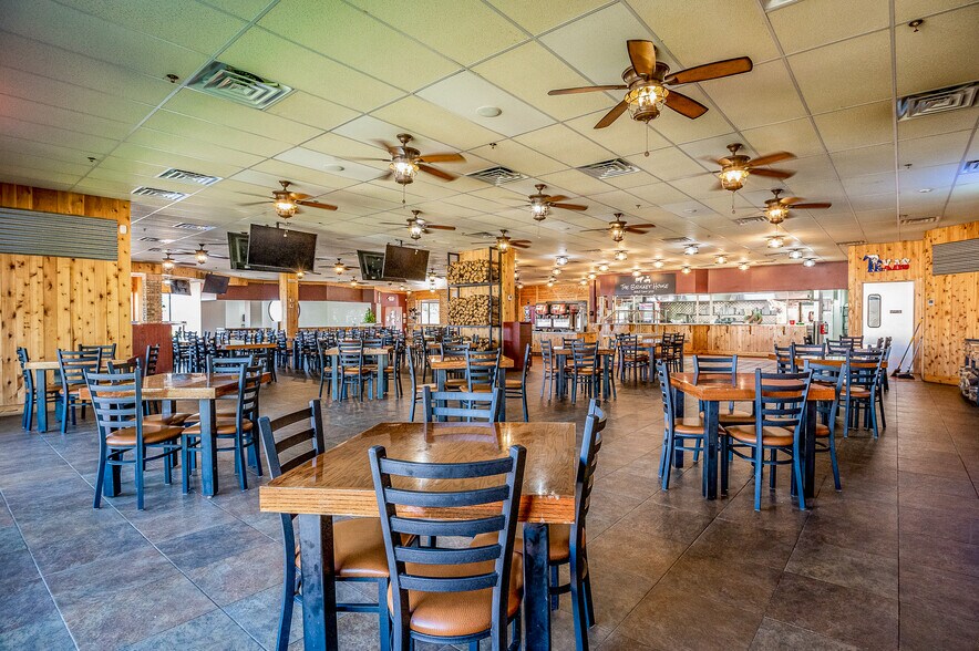 More Photos Of 3301 Cypress Creek Pky, Houston Restaurant For Sale