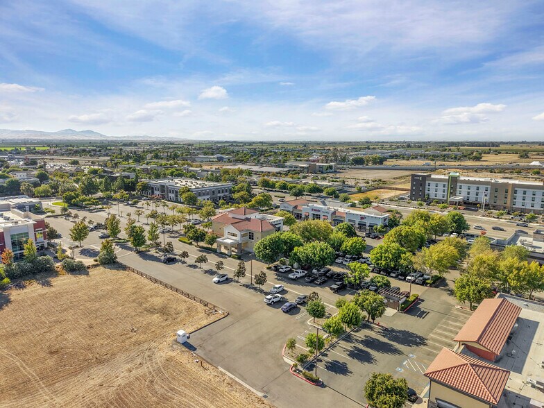 More Photos Of 2140 W Grant Line Rd, Tracy Office For Sale