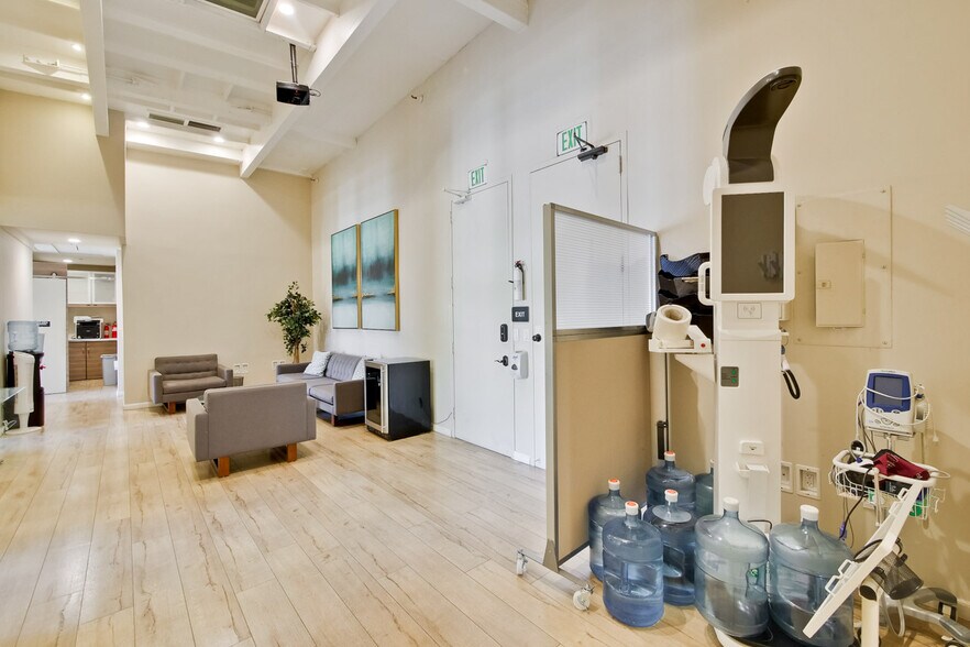More Photos Of 4966 El Camino Real, Los Altos Office For Sale