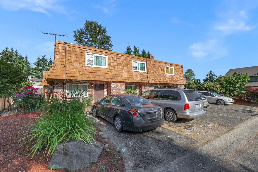 More Photos Of 12421 5th Ave W, Everett Apartments For Sale