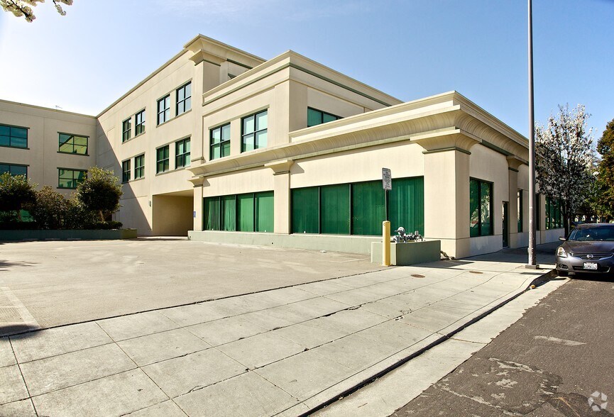 More Photos Of 1991 Broadway St, Redwood City Office For Lease