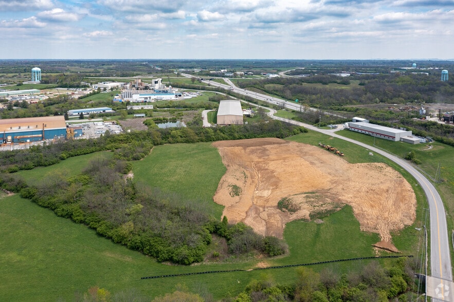 More Photos Of 1001 Rolling Hills Ln, Winchester Distribution For Lease