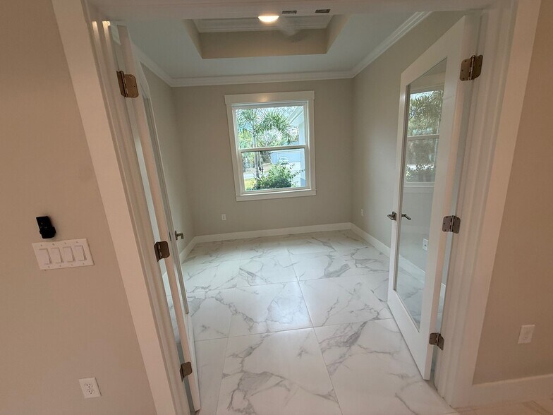 More Photos Of 14422 Chamberlain Blvd, Port Charlotte Multifamily For Sale