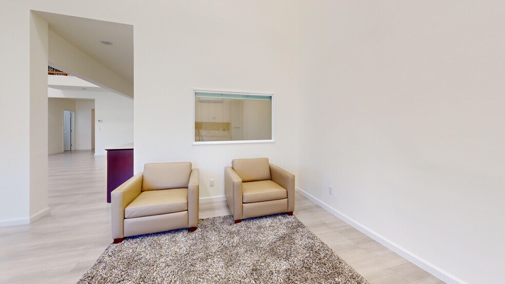 More Photos Of 524 Mokauea St, Honolulu Warehouse For Lease