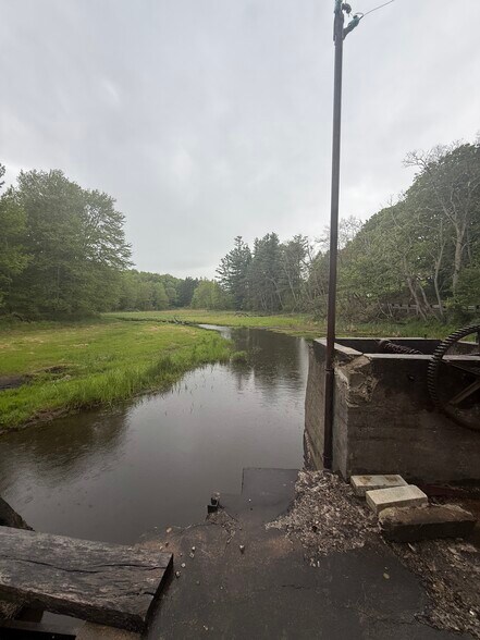 More Photos Of 198 Jackson St, Thompson Land For Sale