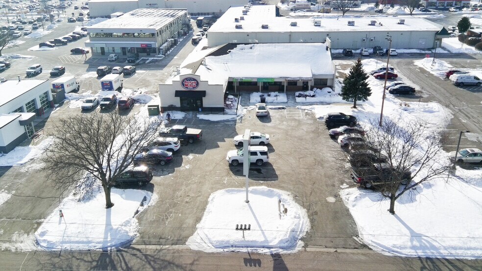 More Photos Of 2228 Milton Ave, Janesville Freestanding For Lease
