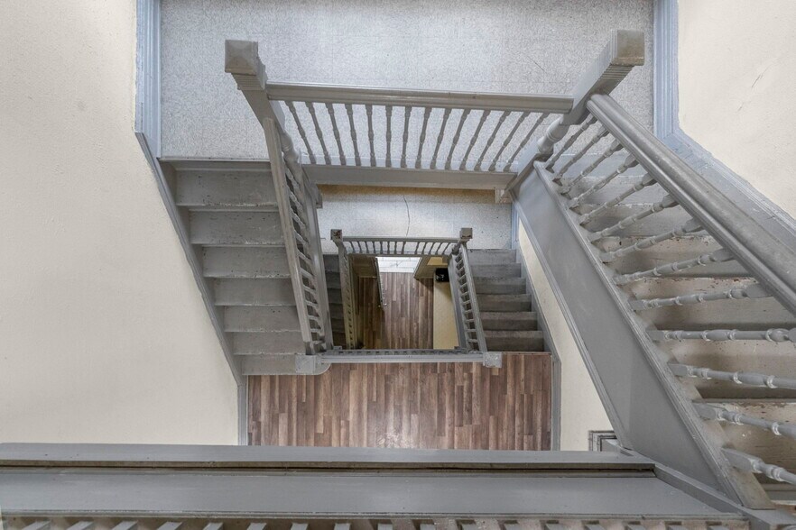 More Photos Of 368-370 Summer Ave, Newark Apartments For Sale