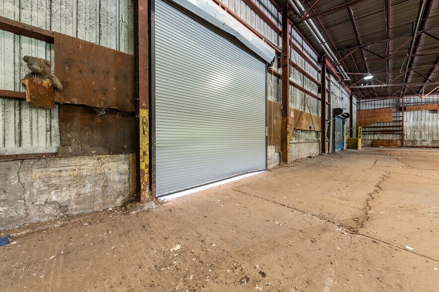 More Photos Of 164 Eyster Rd, Halltown Manufacturing For Lease