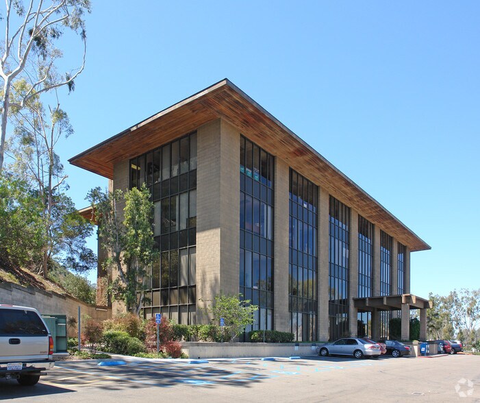 More Photos Of 3737 Camino del Rio S, San Diego Office For Lease