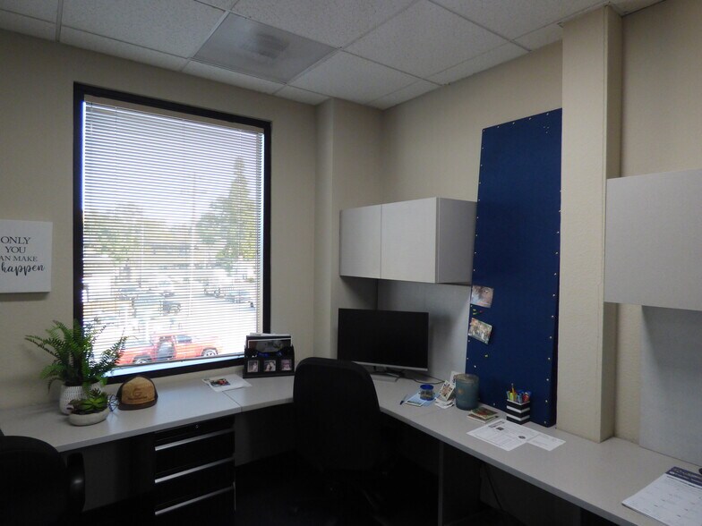 More Photos Of 900 Main St, Pleasanton Office For Lease