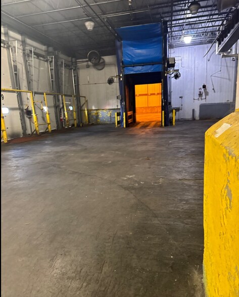 More Photos Of 13264 Mountain Rd, Glen Allen Manufacturing For Lease