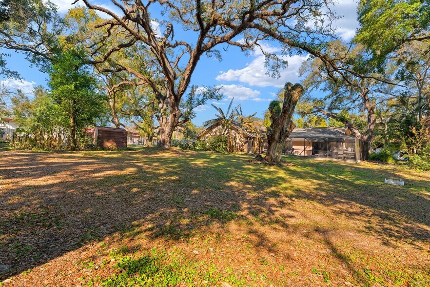 More Photos Of 2501 E Diana St, Tampa Office Residential For Sale