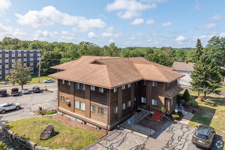 More Photos Of 210 Winter St, Weymouth Office For Lease