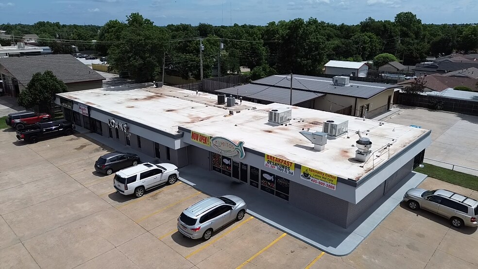 Primary Photo Of 6712-6722 S Western Ave, Oklahoma City General Retail For Sale